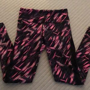 Victoria’s Secret Knockout Legging
